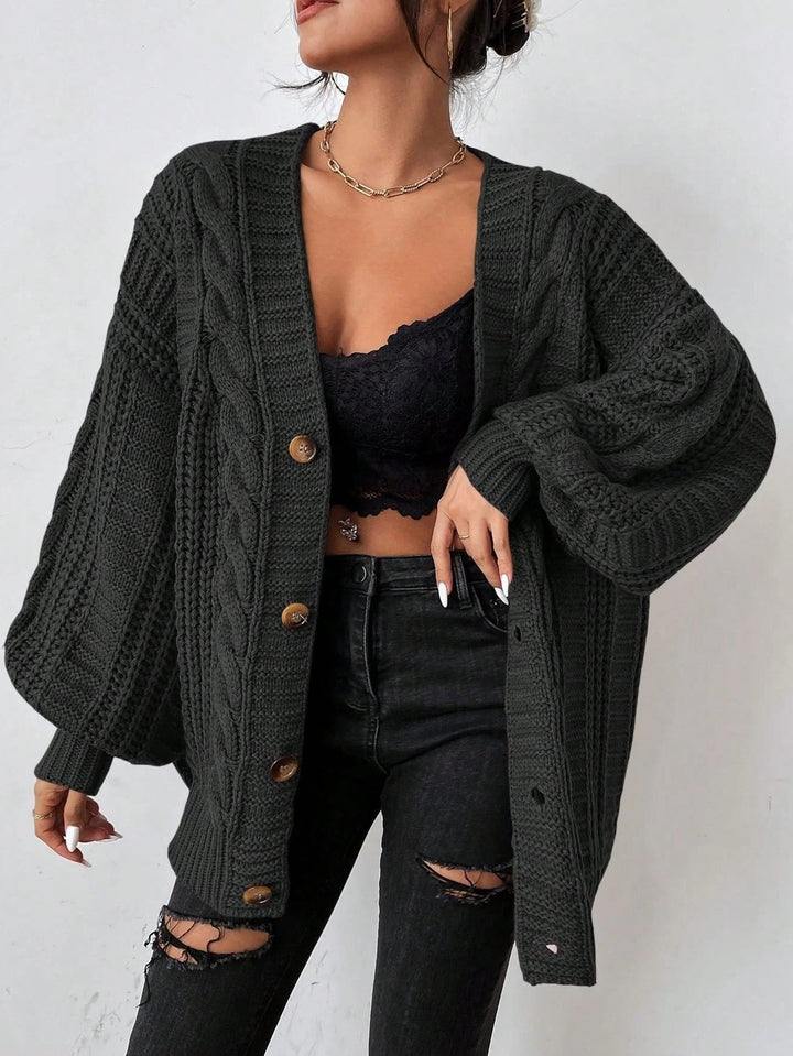 Zaina | Oversized-Zopfstrickjacke mit Knopfleiste für Damen
